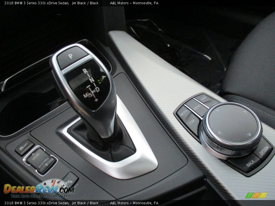2018 BMW 3 Series 330i xDrive Sedan Jet Black / Black Photo #15