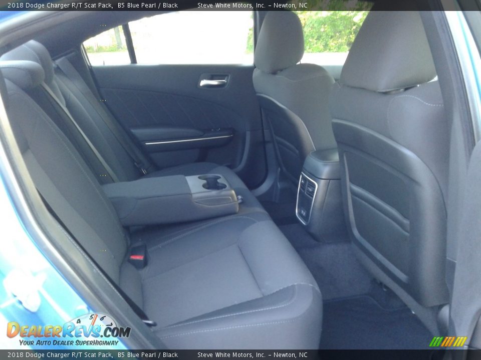 2018 Dodge Charger R/T Scat Pack B5 Blue Pearl / Black Photo #13