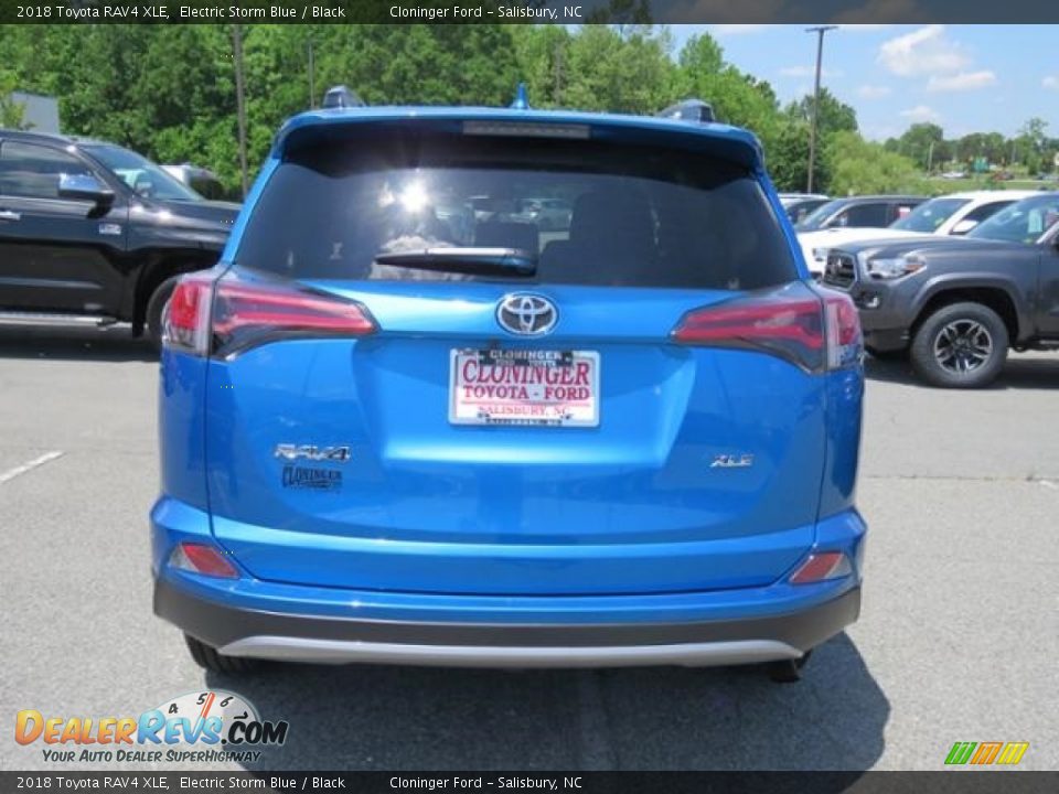 2018 Toyota RAV4 XLE Electric Storm Blue / Black Photo #29