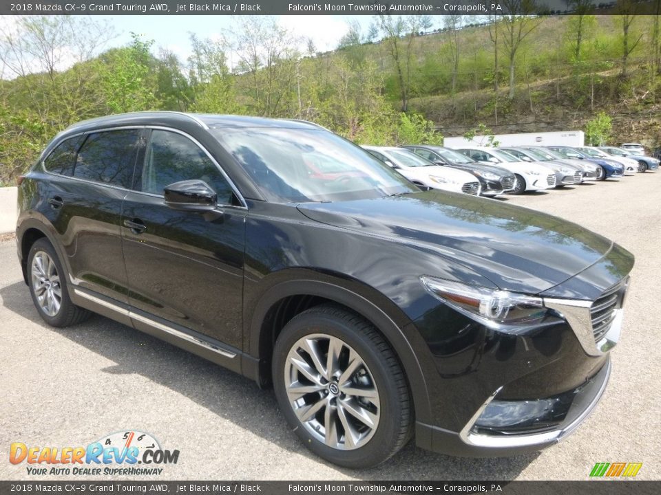 Front 3/4 View of 2018 Mazda CX-9 Grand Touring AWD Photo #3
