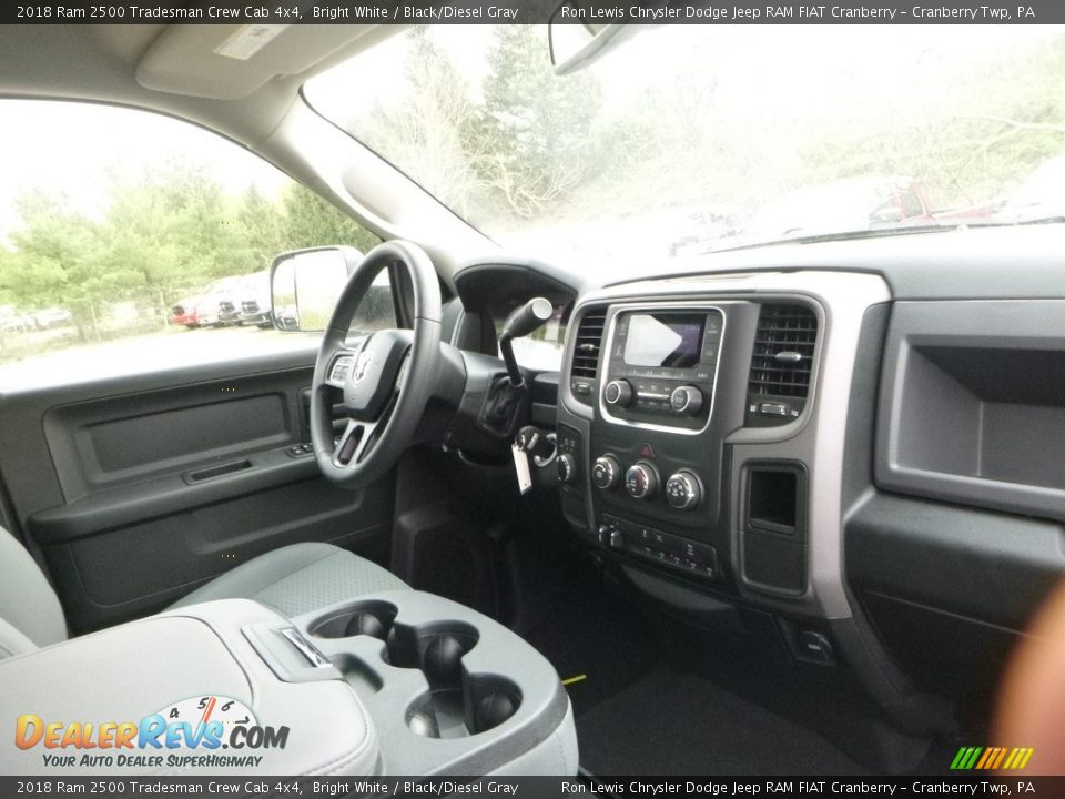 2018 Ram 2500 Tradesman Crew Cab 4x4 Bright White / Black/Diesel Gray Photo #11