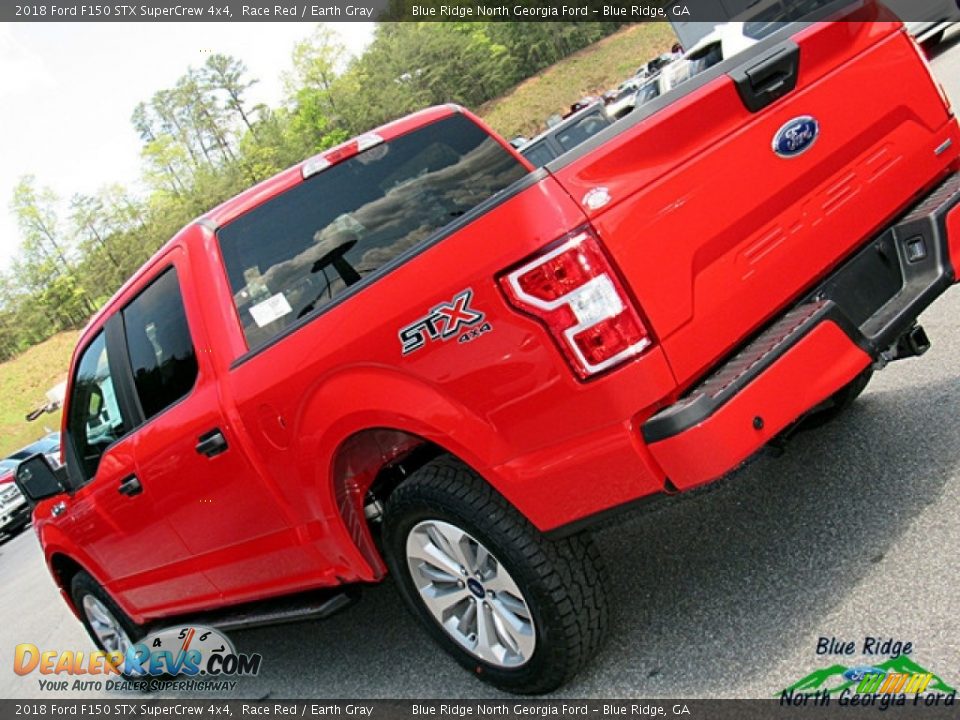 2018 Ford F150 STX SuperCrew 4x4 Race Red / Earth Gray Photo #32