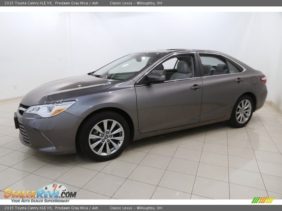 2015 Toyota Camry XLE V6 Predawn Gray Mica / Ash Photo #3