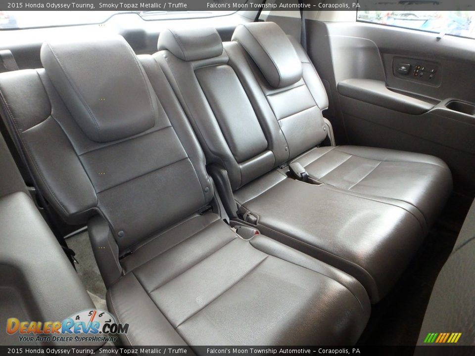 2015 Honda Odyssey Touring Smoky Topaz Metallic / Truffle Photo #14