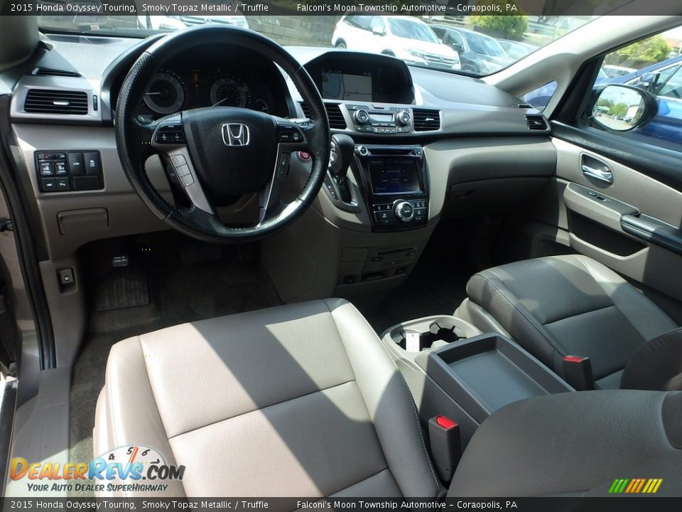 2015 Honda Odyssey Touring Smoky Topaz Metallic / Truffle Photo #17