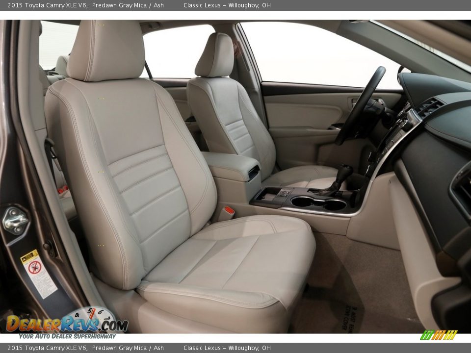 2015 Toyota Camry XLE V6 Predawn Gray Mica / Ash Photo #17