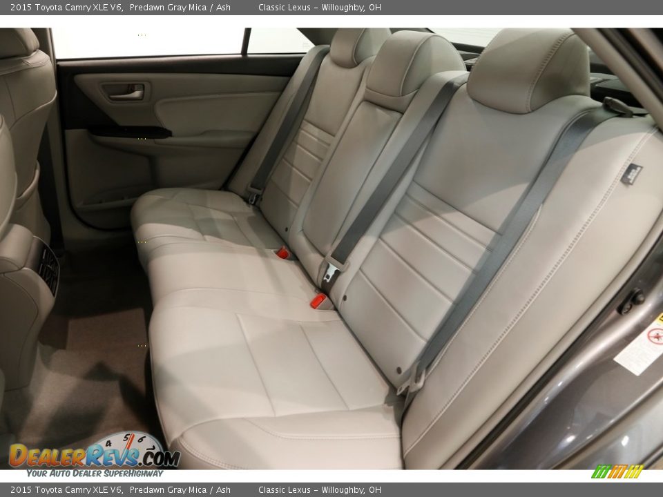 2015 Toyota Camry XLE V6 Predawn Gray Mica / Ash Photo #19