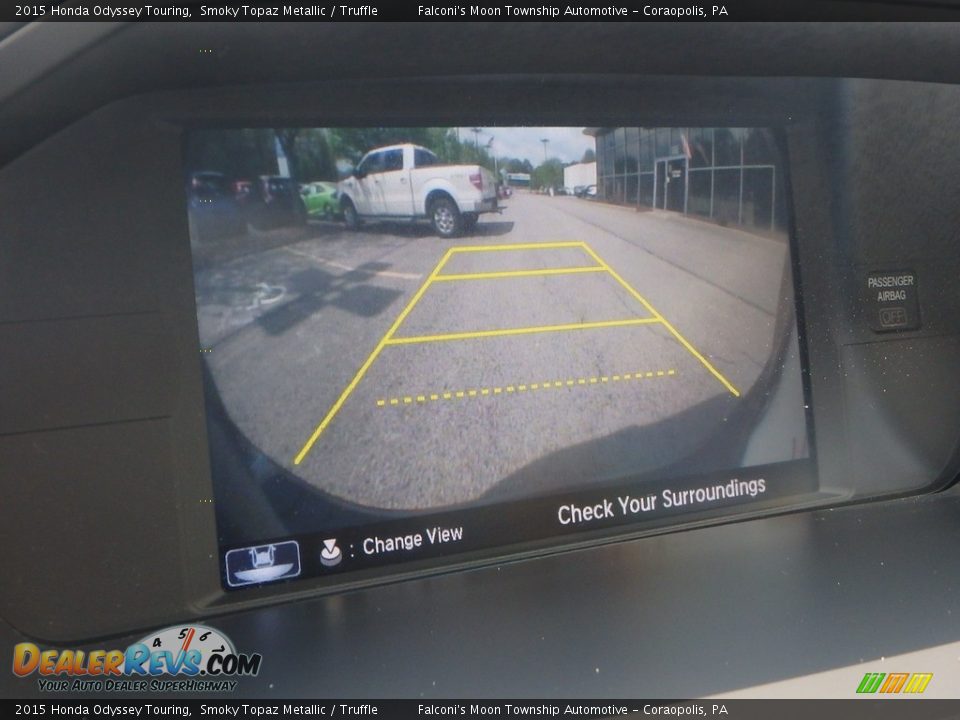 2015 Honda Odyssey Touring Smoky Topaz Metallic / Truffle Photo #25