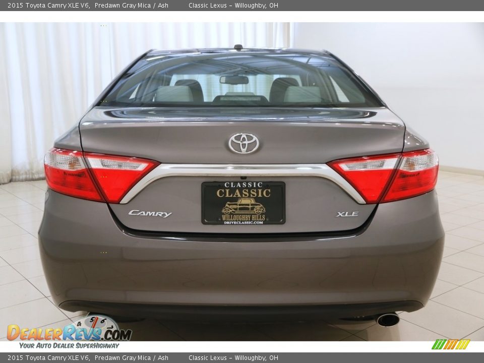 2015 Toyota Camry XLE V6 Predawn Gray Mica / Ash Photo #21