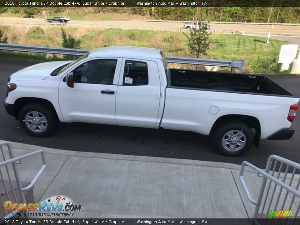 2018 Toyota Tundra SR Double Cab 4x4 Super White / Graphite Photo #5