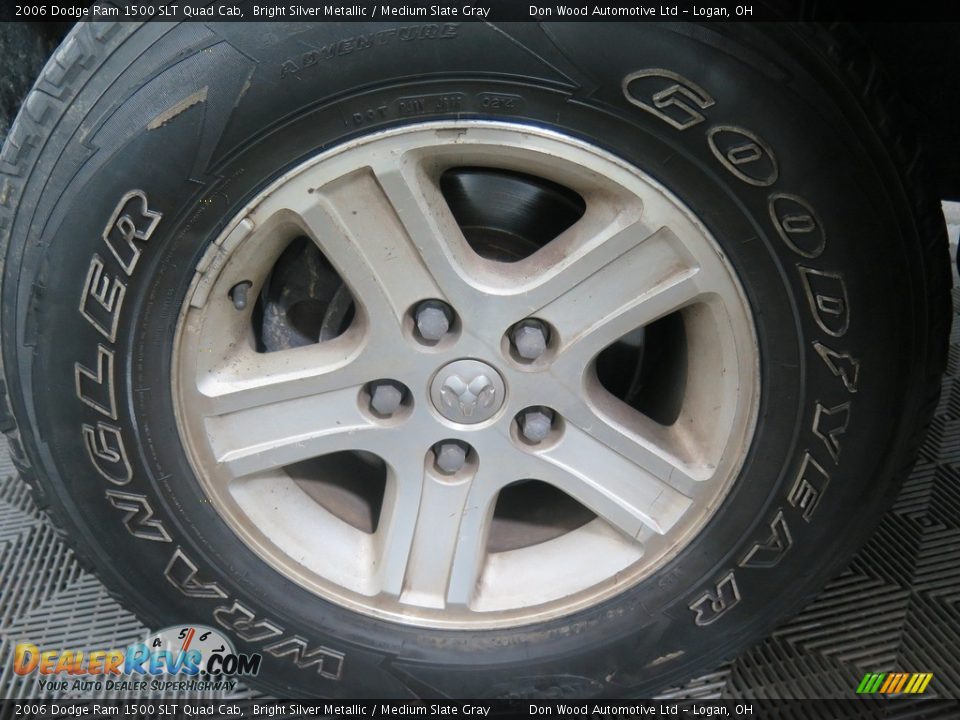 2006 Dodge Ram 1500 SLT Quad Cab Bright Silver Metallic / Medium Slate Gray Photo #19