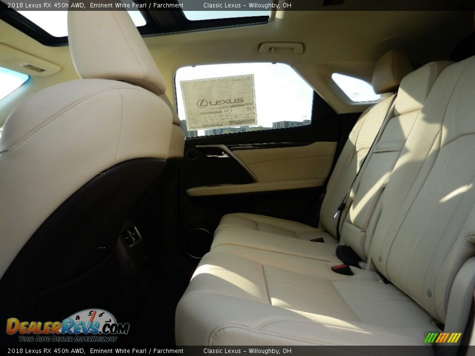 2018 Lexus RX 450h AWD Eminent White Pearl / Parchment Photo #4