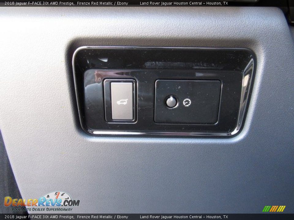 2018 Jaguar F-PACE 30t AWD Prestige Firenze Red Metallic / Ebony Photo #28