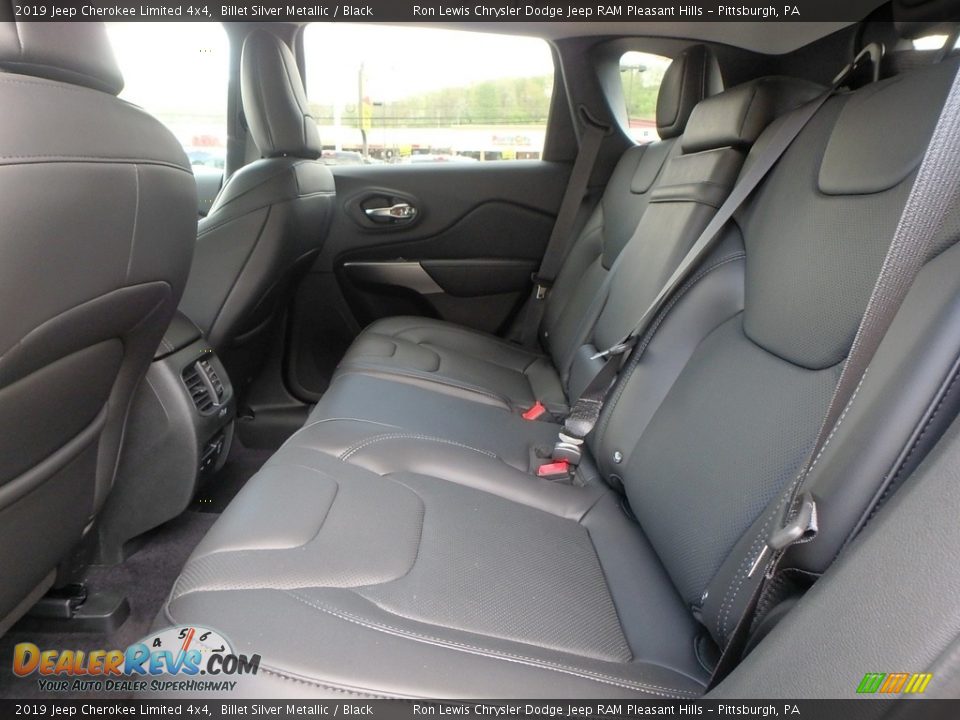 Rear Seat of 2019 Jeep Cherokee Limited 4x4 Photo #10