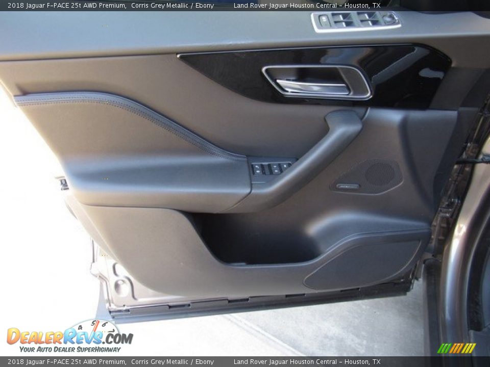 2018 Jaguar F-PACE 25t AWD Premium Corris Grey Metallic / Ebony Photo #24
