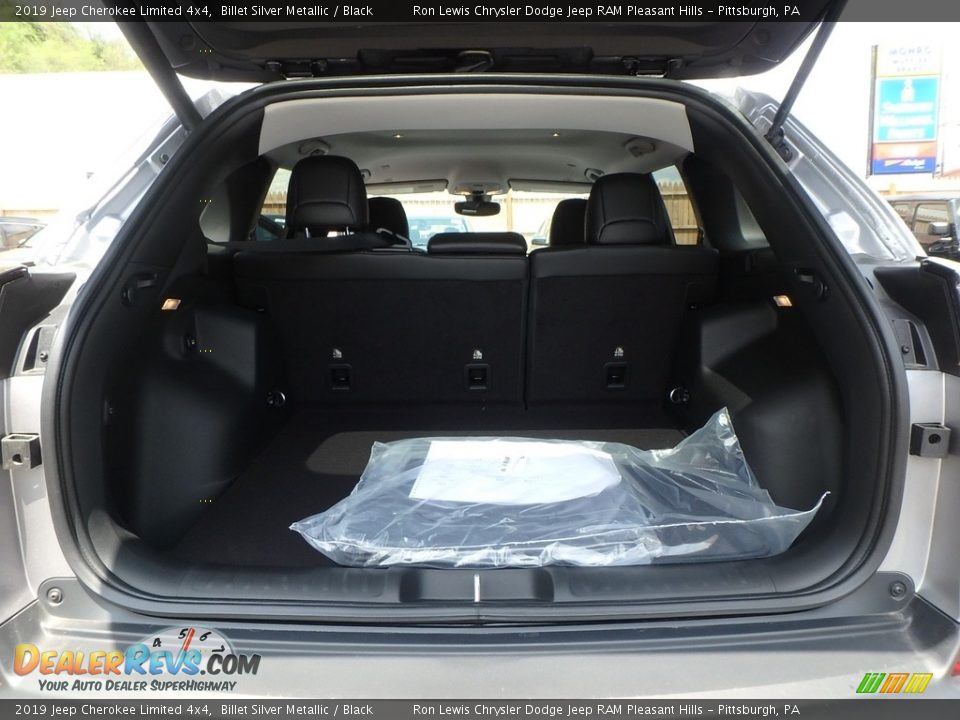 2019 Jeep Cherokee Limited 4x4 Trunk Photo #20