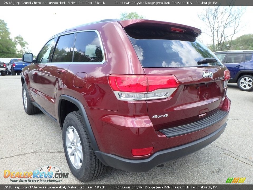 2018 Jeep Grand Cherokee Laredo 4x4 Velvet Red Pearl / Black Photo #3