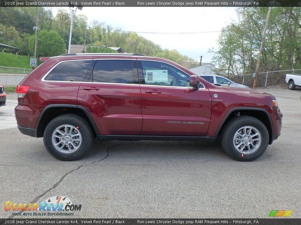 2018 Jeep Grand Cherokee Laredo 4x4 Velvet Red Pearl / Black Photo #6