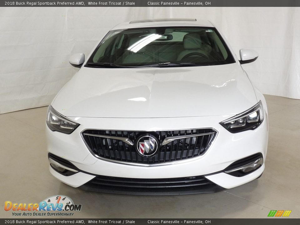 2018 Buick Regal Sportback Preferred AWD White Frost Tricoat / Shale Photo #4