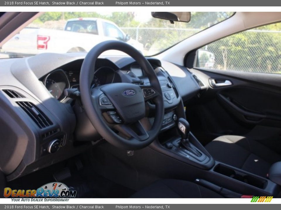 2018 Ford Focus SE Hatch Shadow Black / Charcoal Black Photo #12