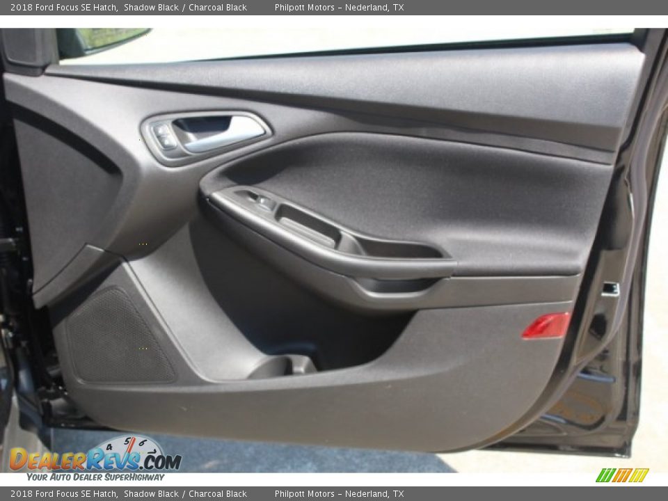 2018 Ford Focus SE Hatch Shadow Black / Charcoal Black Photo #30