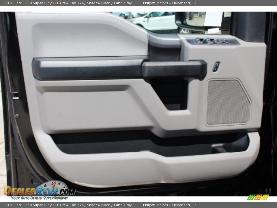 2018 Ford F250 Super Duty XLT Crew Cab 4x4 Shadow Black / Earth Gray Photo #12