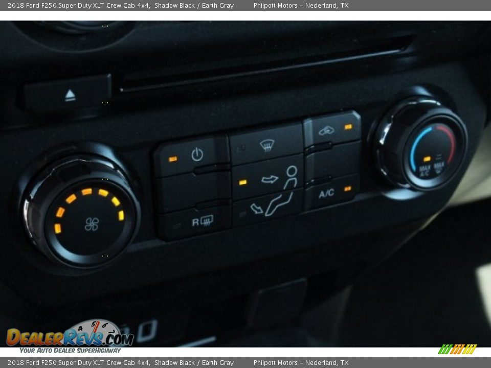 2018 Ford F250 Super Duty XLT Crew Cab 4x4 Shadow Black / Earth Gray Photo #17