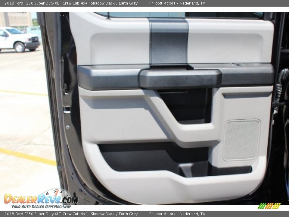 2018 Ford F250 Super Duty XLT Crew Cab 4x4 Shadow Black / Earth Gray Photo #22