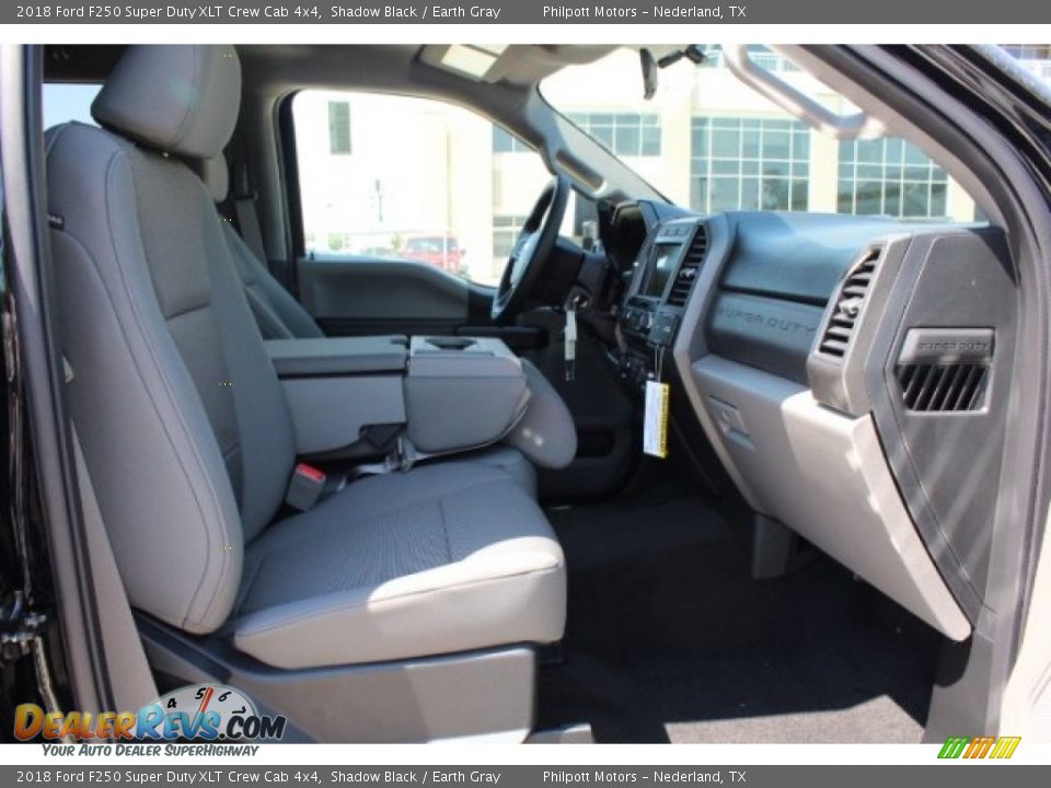 2018 Ford F250 Super Duty XLT Crew Cab 4x4 Shadow Black / Earth Gray Photo #31
