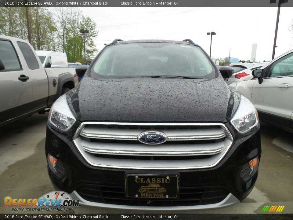 2018 Ford Escape SE 4WD Oxford White / Charcoal Black Photo #2