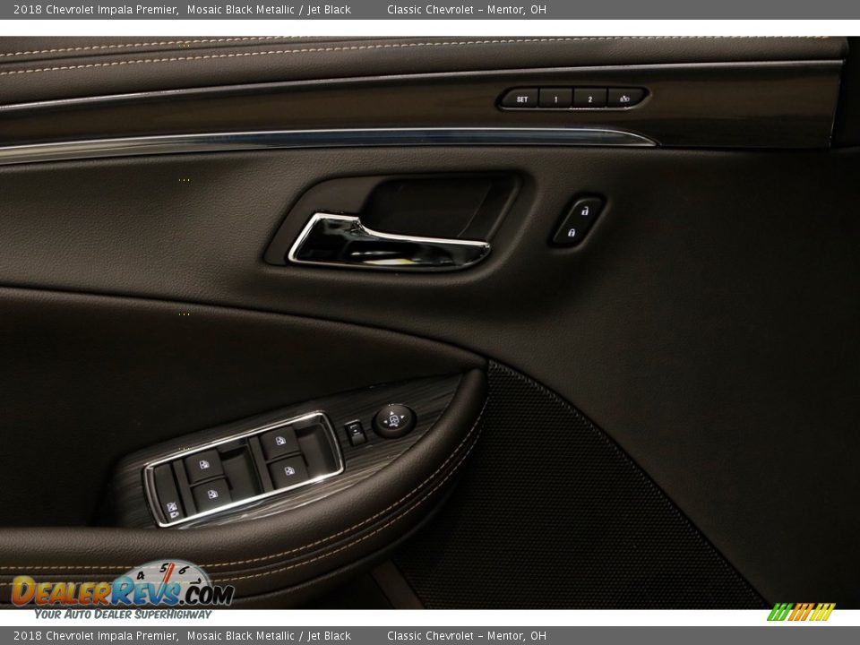 Controls of 2018 Chevrolet Impala Premier Photo #5