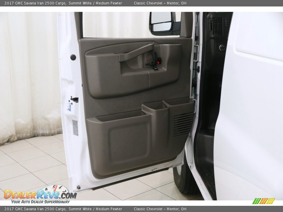 2017 GMC Savana Van 2500 Cargo Summit White / Medium Pewter Photo #4