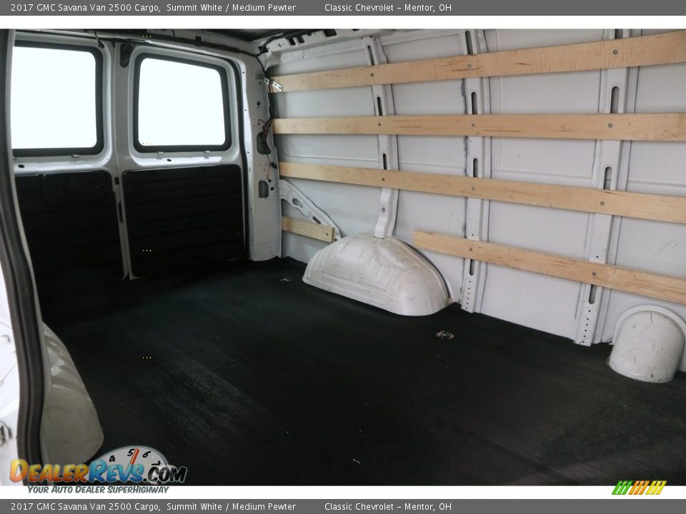 2017 GMC Savana Van 2500 Cargo Summit White / Medium Pewter Photo #12