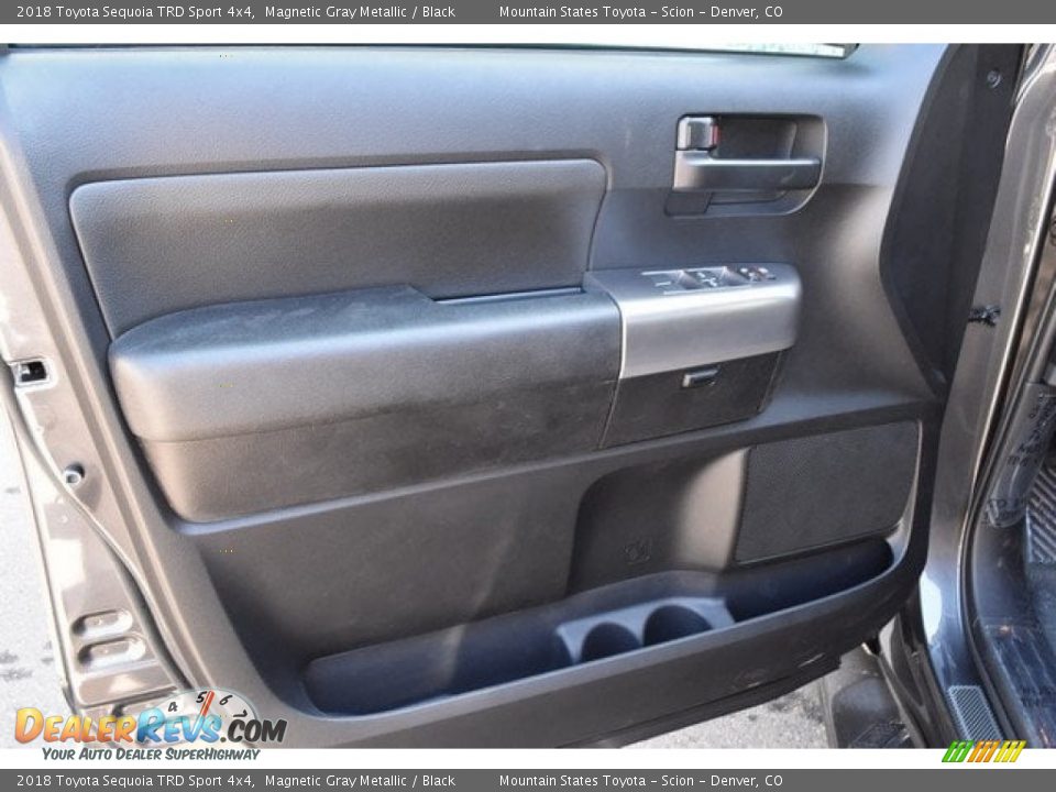 2018 Toyota Sequoia TRD Sport 4x4 Magnetic Gray Metallic / Black Photo #23