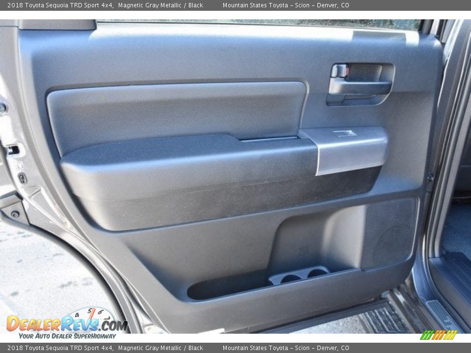 2018 Toyota Sequoia TRD Sport 4x4 Magnetic Gray Metallic / Black Photo #24