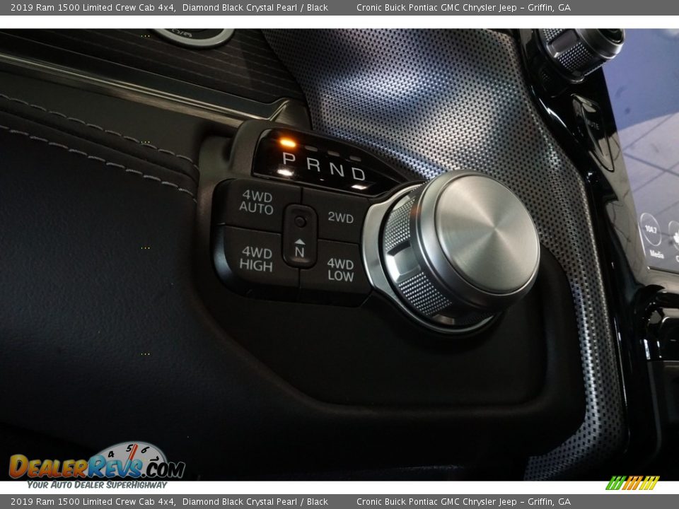2019 Ram 1500 Limited Crew Cab 4x4 Diamond Black Crystal Pearl / Black Photo #5