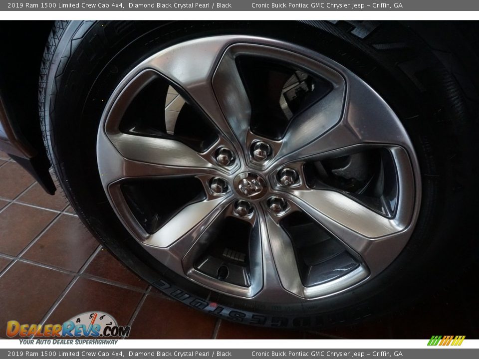 2019 Ram 1500 Limited Crew Cab 4x4 Diamond Black Crystal Pearl / Black Photo #7