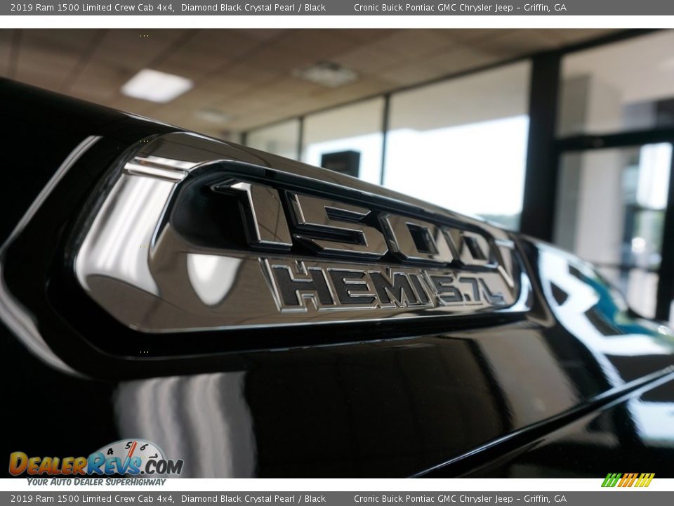2019 Ram 1500 Limited Crew Cab 4x4 Diamond Black Crystal Pearl / Black Photo #9