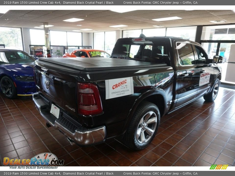 2019 Ram 1500 Limited Crew Cab 4x4 Diamond Black Crystal Pearl / Black Photo #10