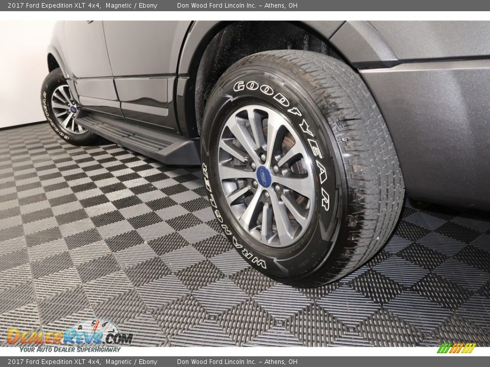 2017 Ford Expedition XLT 4x4 Magnetic / Ebony Photo #22