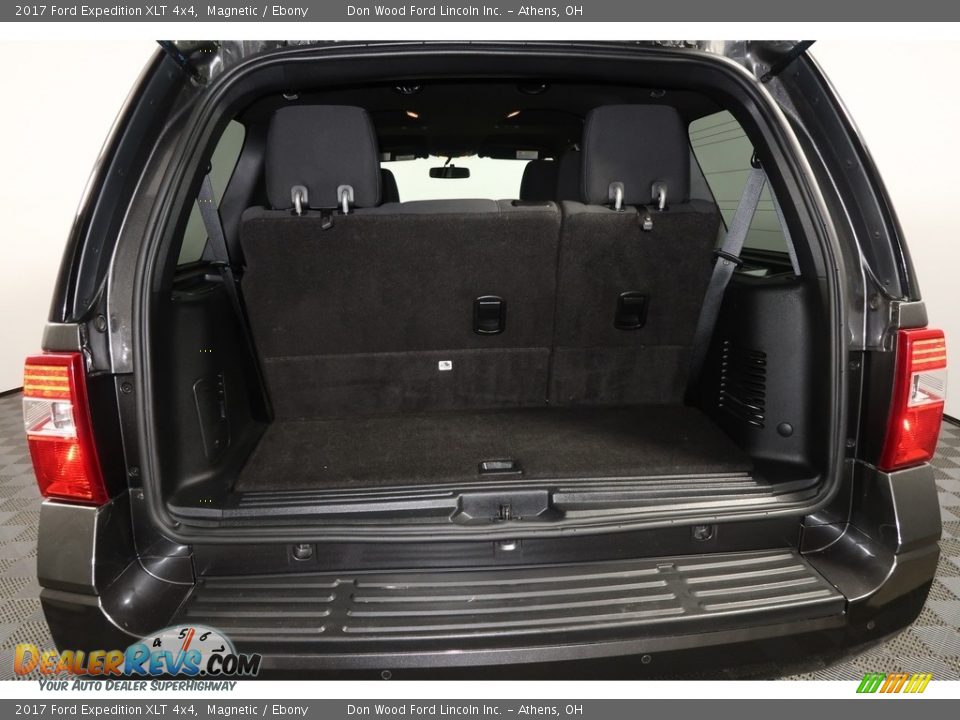 2017 Ford Expedition XLT 4x4 Magnetic / Ebony Photo #24
