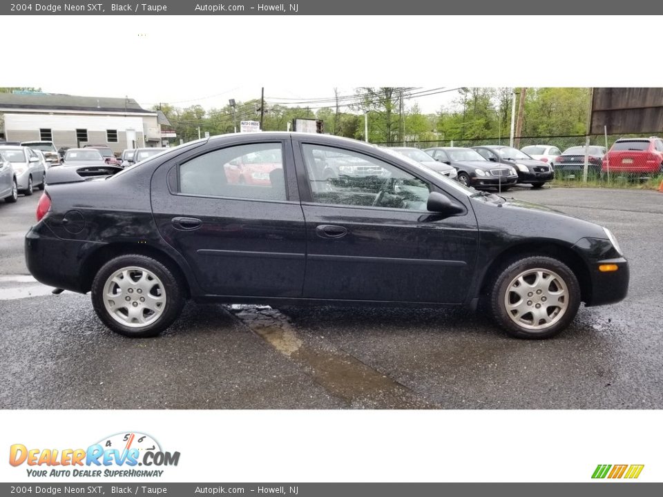 2004 Dodge Neon SXT Black / Taupe Photo #7