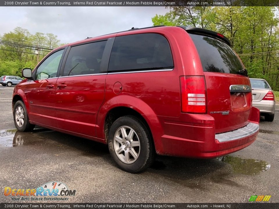 2008 Chrysler Town & Country Touring Inferno Red Crystal Pearlcoat / Medium Pebble Beige/Cream Photo #4