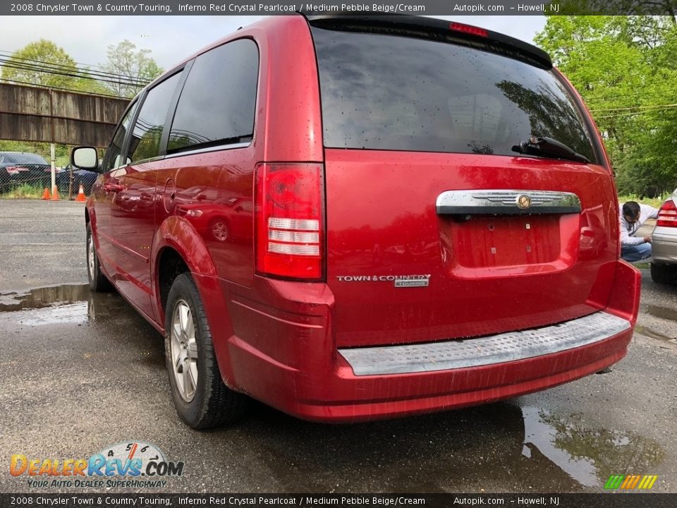 2008 Chrysler Town & Country Touring Inferno Red Crystal Pearlcoat / Medium Pebble Beige/Cream Photo #5