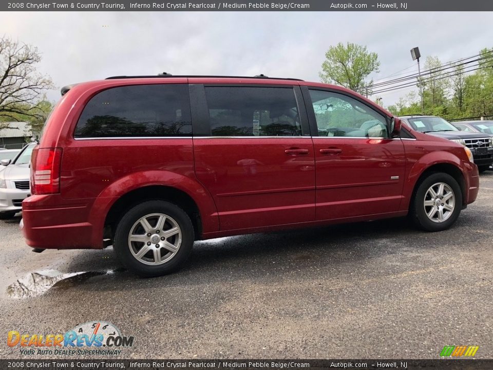 2008 Chrysler Town & Country Touring Inferno Red Crystal Pearlcoat / Medium Pebble Beige/Cream Photo #8
