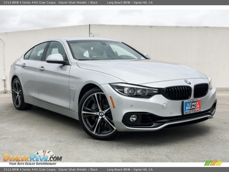 Front 3/4 View of 2019 BMW 4 Series 440i Gran Coupe Photo #12