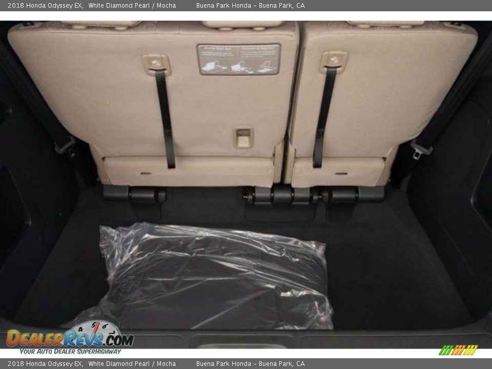 2018 Honda Odyssey EX White Diamond Pearl / Mocha Photo #27