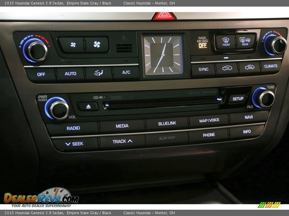 2015 Hyundai Genesis 3.8 Sedan Empire State Gray / Black Photo #16