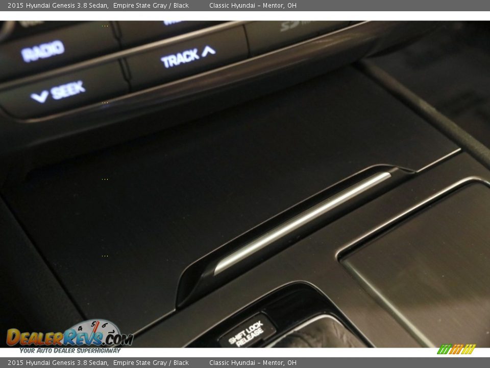 2015 Hyundai Genesis 3.8 Sedan Empire State Gray / Black Photo #29