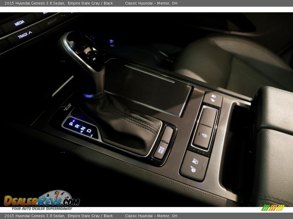 2015 Hyundai Genesis 3.8 Sedan Empire State Gray / Black Photo #31
